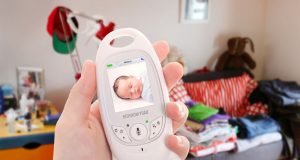 Babyphone strahlungsarm: So vermeiden Sie Elektrosmog im Kinderzimmer