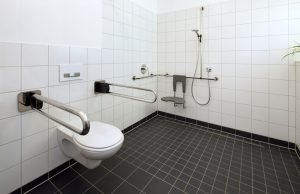 Barrierefrei duschen - Anforderungen an die Dusche