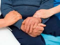 Pflege bei Parkinson - 6 Tipps für Angehörige